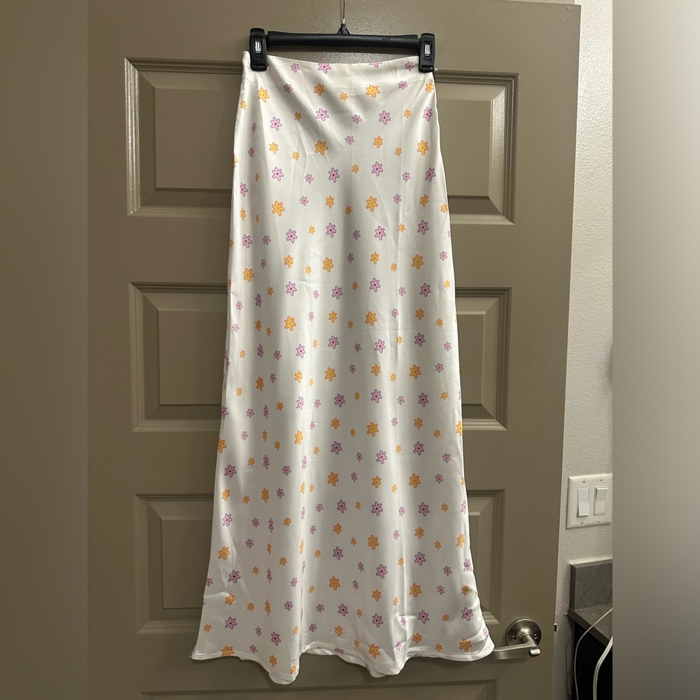 Verge Girl Floral Maxi Skirt